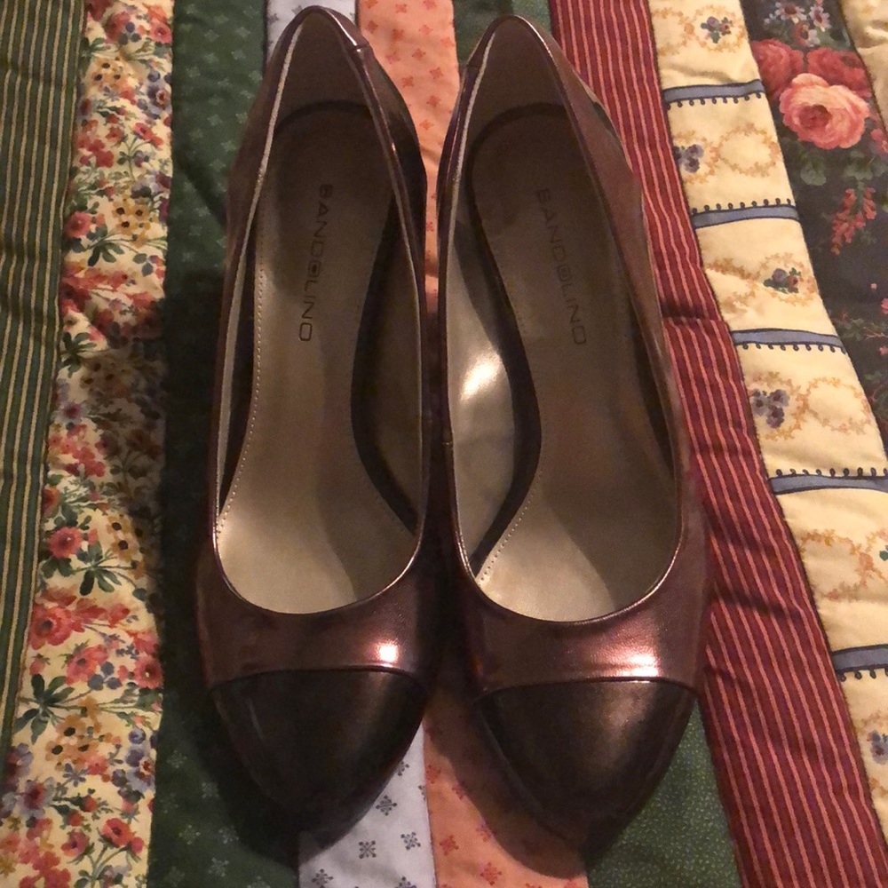 Women’s 8-1/2 M Bandolino Shoes